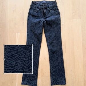 NYDJ black/gray animal print 5.pocket jean